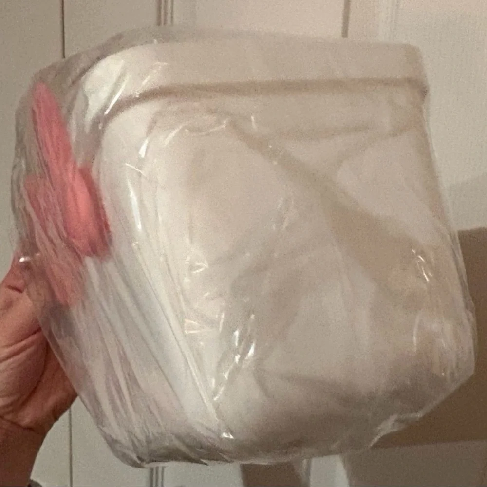 Pink Bow on White Plastic Handle Basket